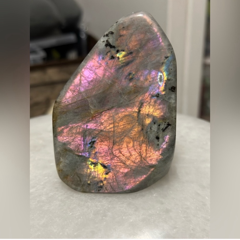 Labradorite free form